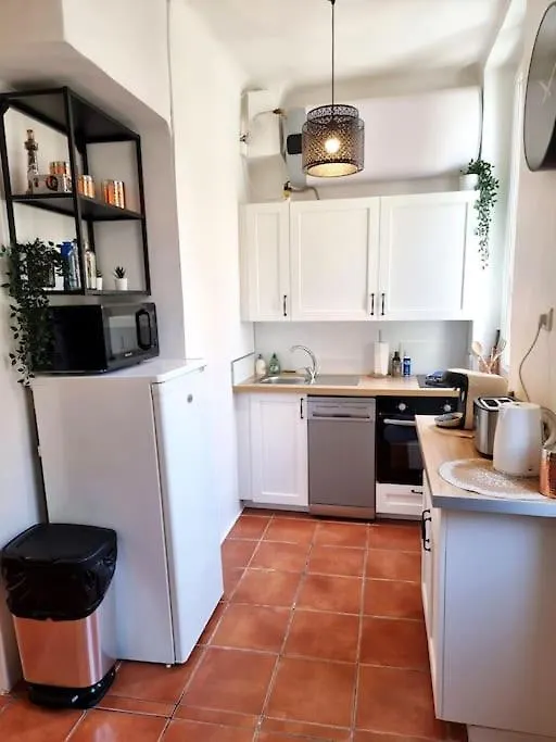 Cosy Apartments - Marseille Opera Vieux-Port - Luminous City Center Apartment